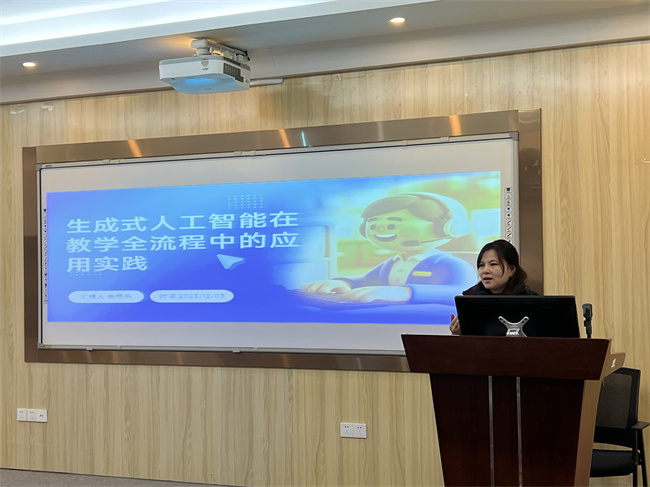 余丽燕照片.jpg