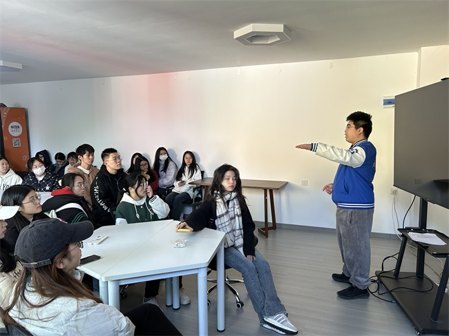 杨文1.jpg