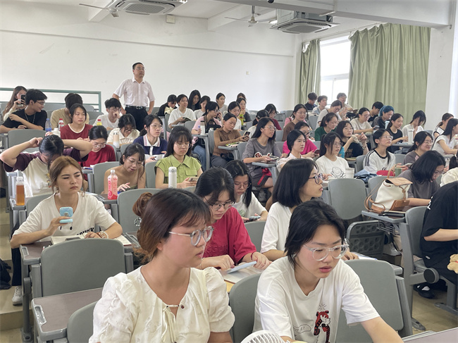 张开晃书记巡查照片.jpg